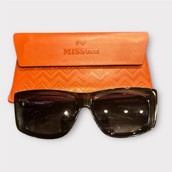Missoni Oversized Cat-Eye Sunglasses with Brown Gradient Lenses MISSONI Brown Patterned MIS 0187GS Butterfly Sunglasses  main image 2